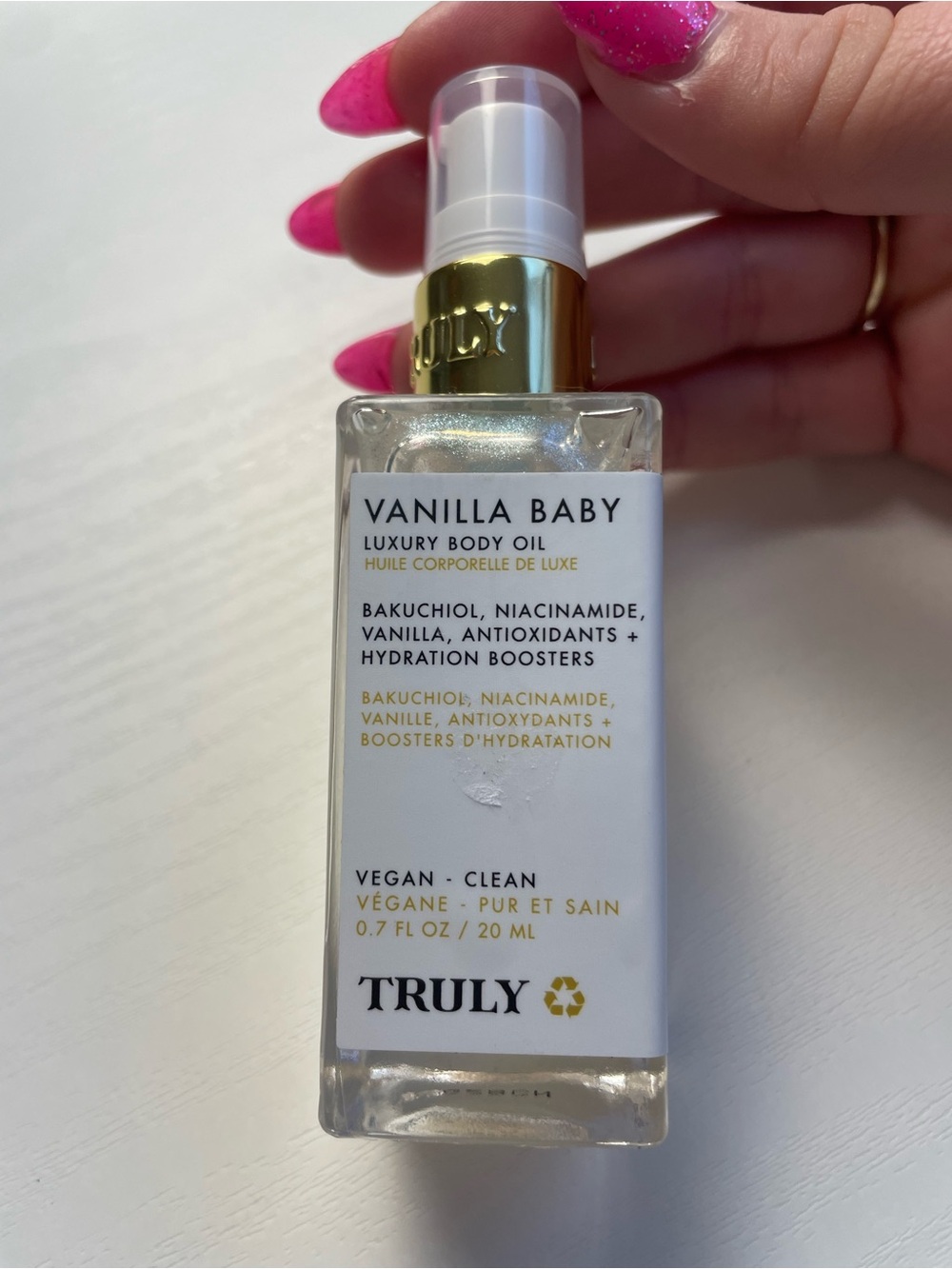 TRULY Vanilla Baby Luxury Body Oil — White & Gold
